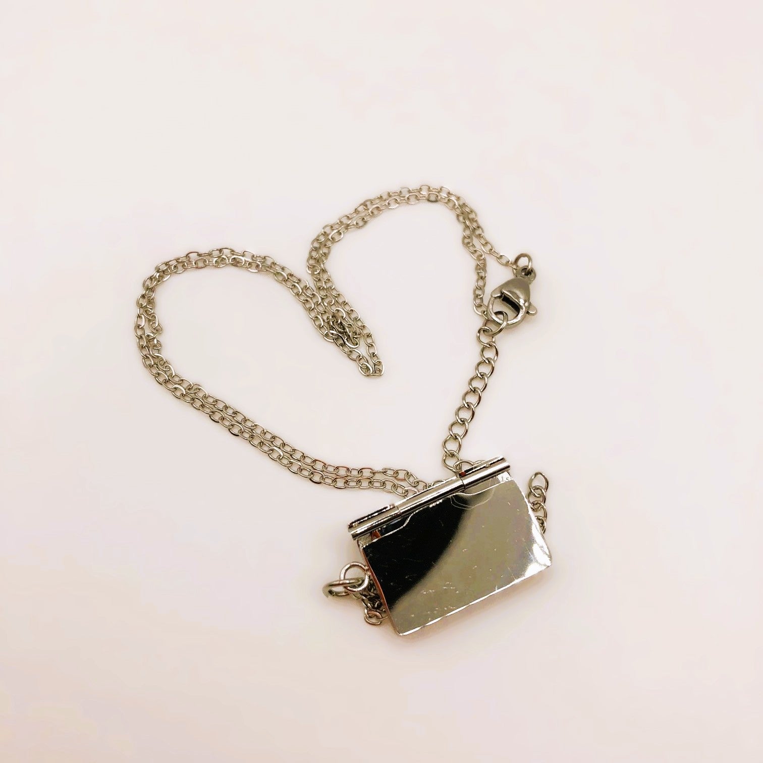 collier et pendentif message secret