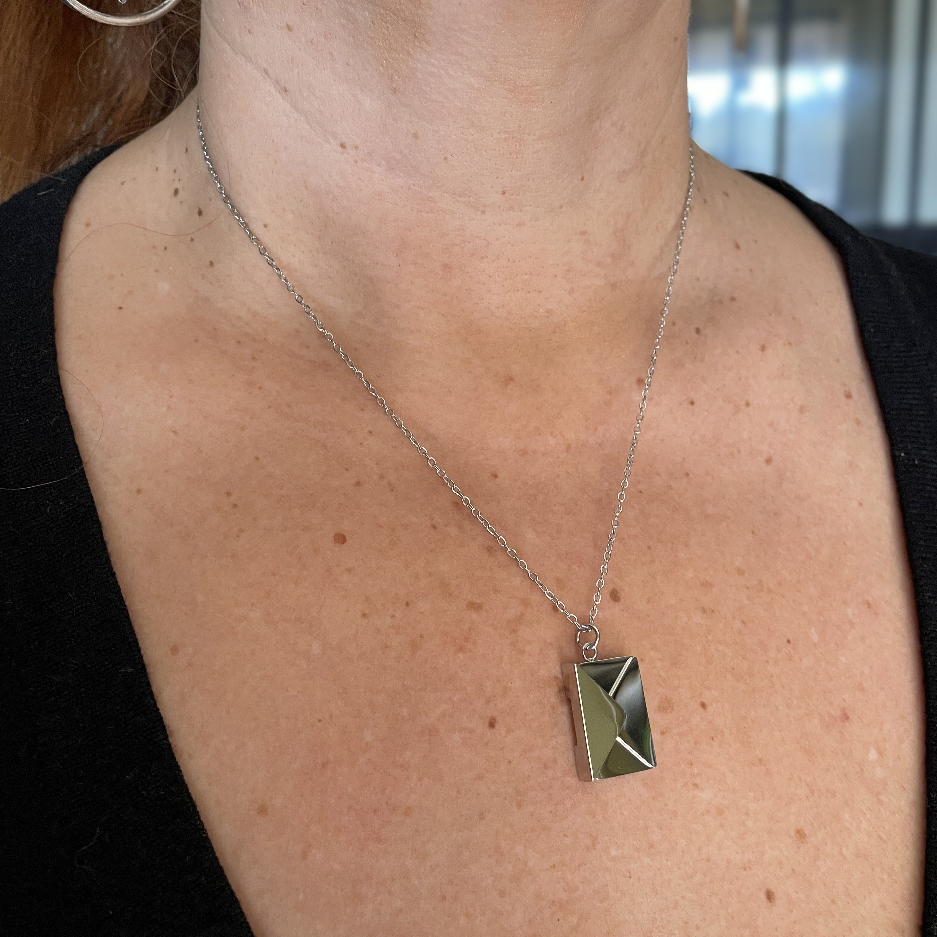 collier et pendentif message secret