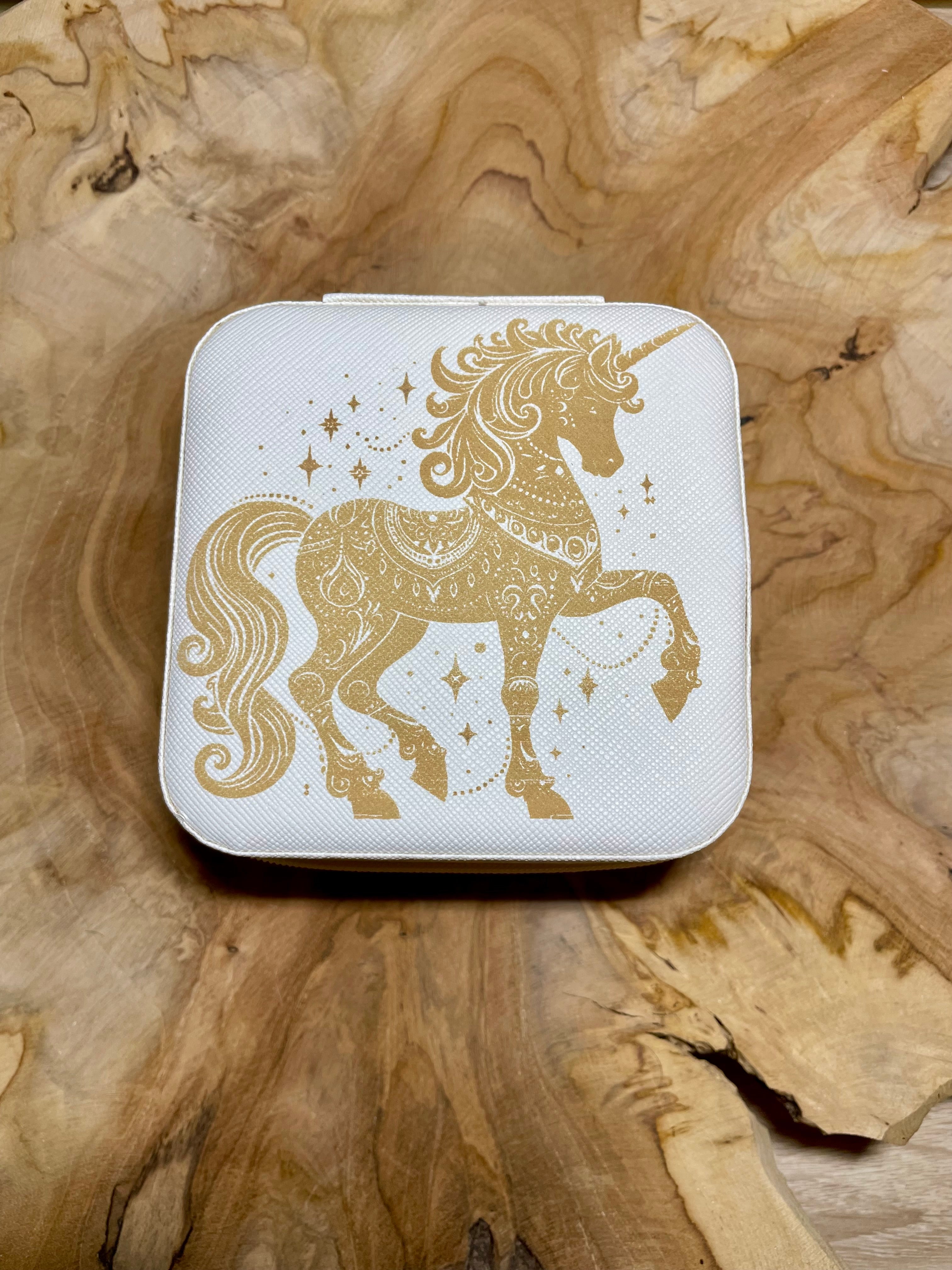 Boites à bijoux de voyage  personnalisée en cuir vegan style wicca/  bohème avec miroir intérieur,