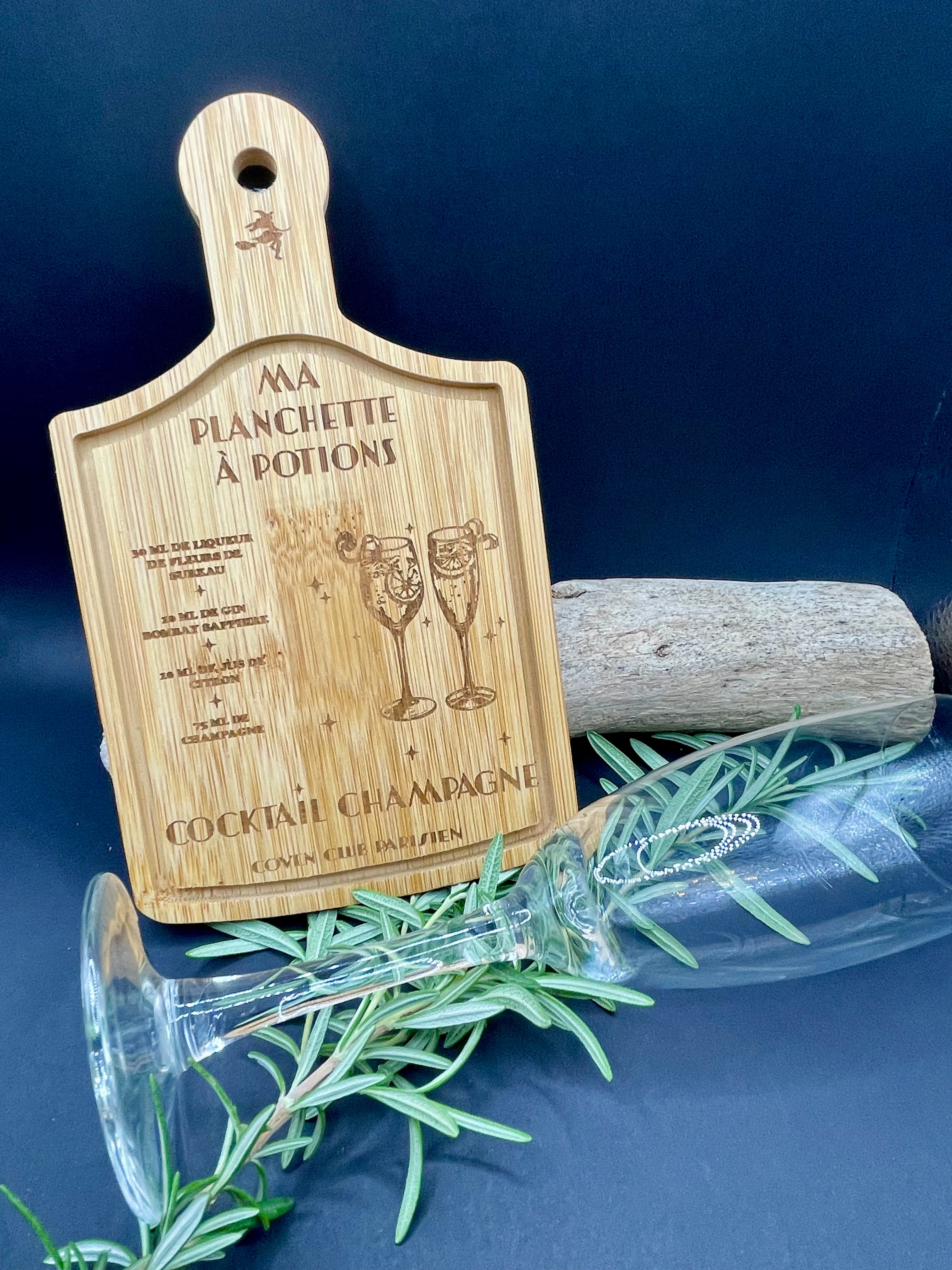 Petite planche en bambou gravée, personnalisée cocktail