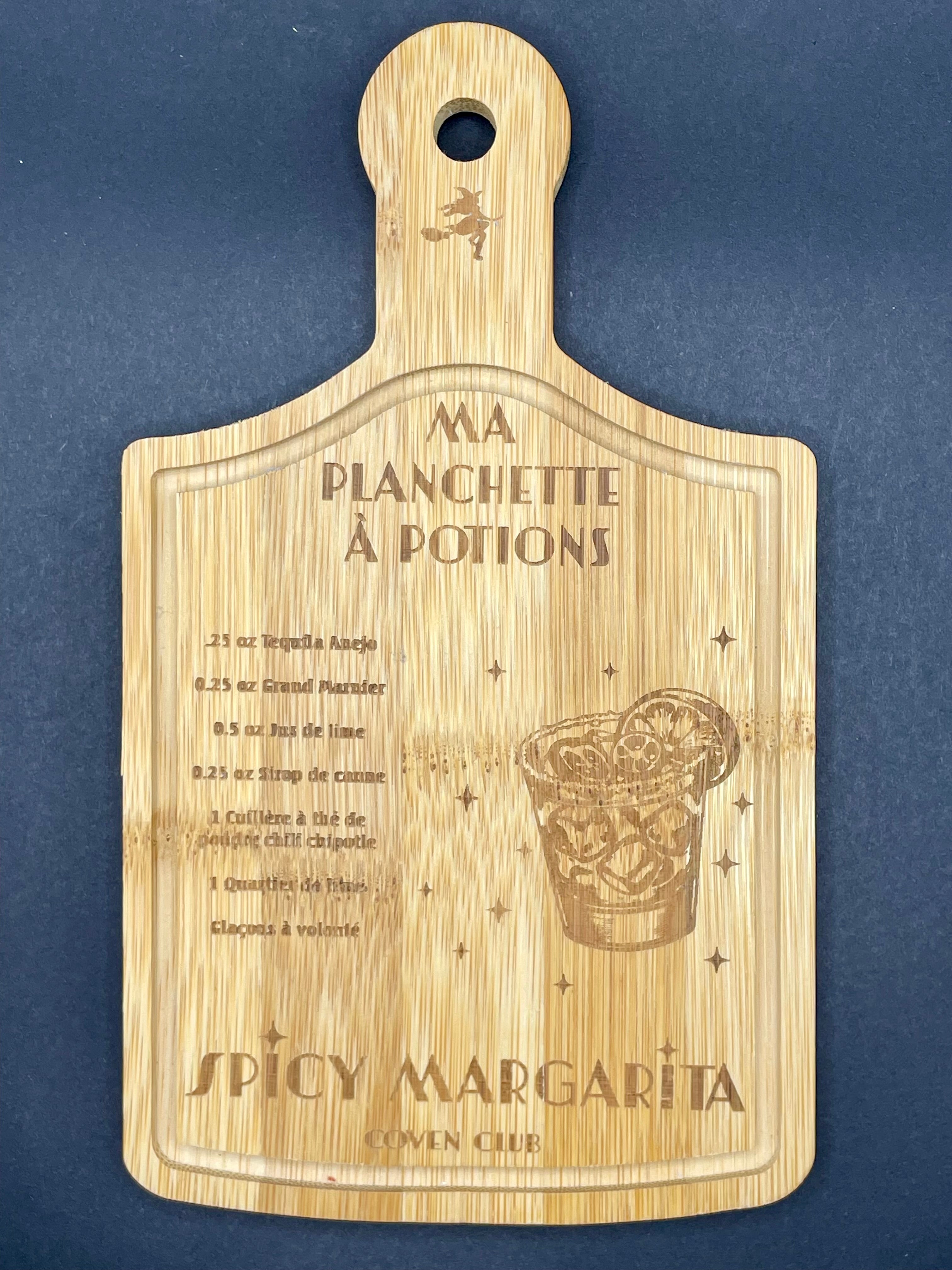 Petite planche en bambou gravée, personnalisée cocktail