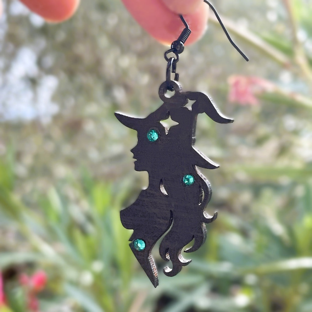 Boucles d'oreilles en bois de noyer SORCIERE