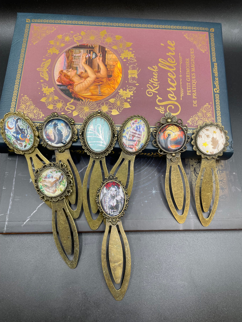 Marque-page Victorien couleur Bronze & Cabochon Verre style Whimsigoth