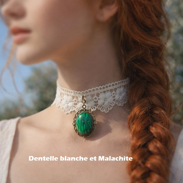 Collier Victorien Dentelle Blanche & Malachite