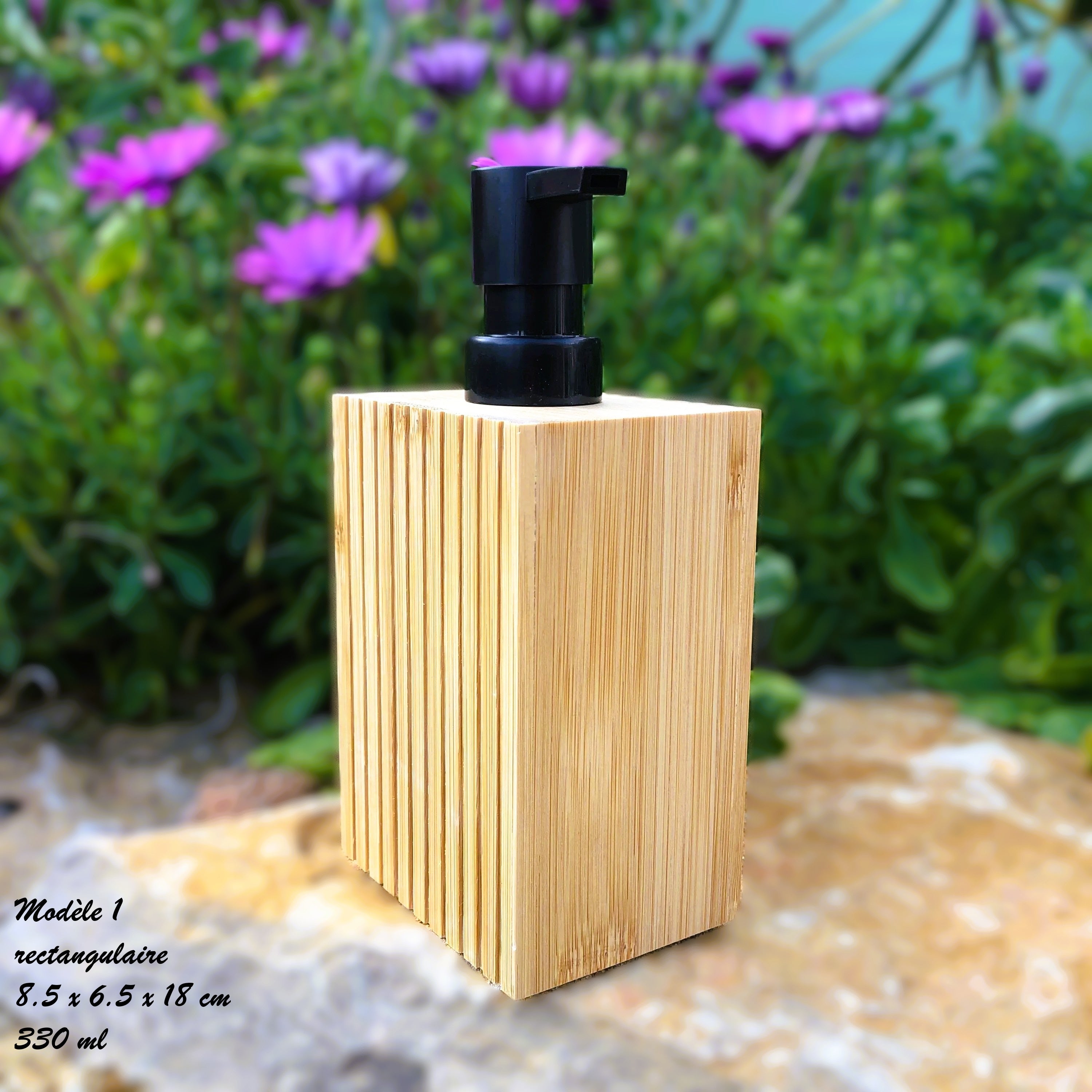 Distributeur Liquide cubique poussoir Noir