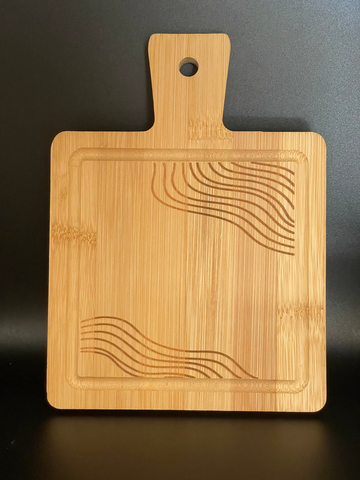 Planchette en Bambou Gravée – Collection "Cuisine Magique", Barbecue & Personnalisable